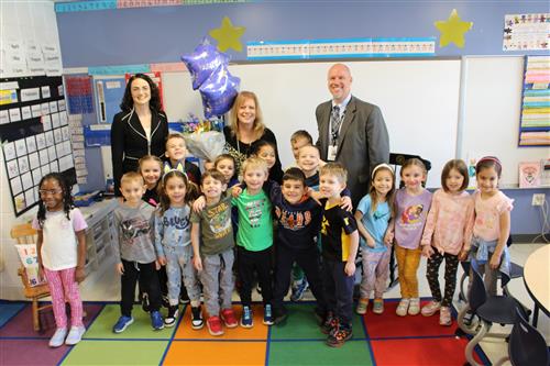 Laura Lipinski with students